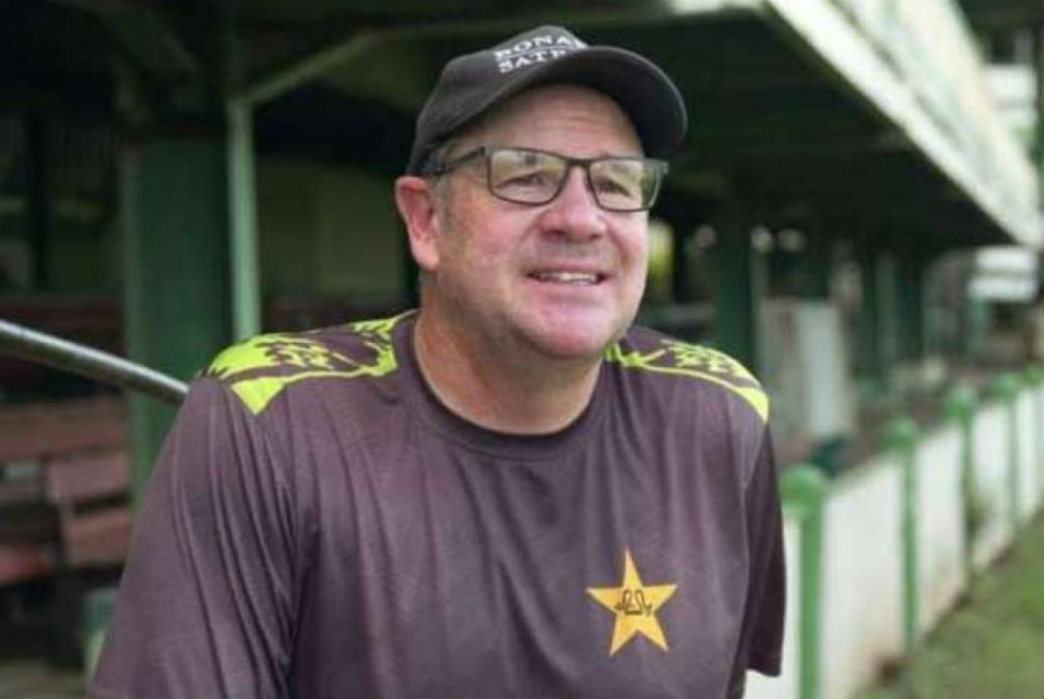 पाकिस्तान महिला टीम के कोच ने दिया इस्तीफा, जानें क्या है कारण