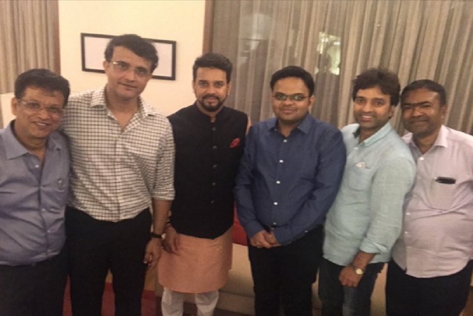 सौरव गांगुली ने शेयर की बीसीसीआई में नई टीम के साथ तस्वीर, जानिए क्या कहा