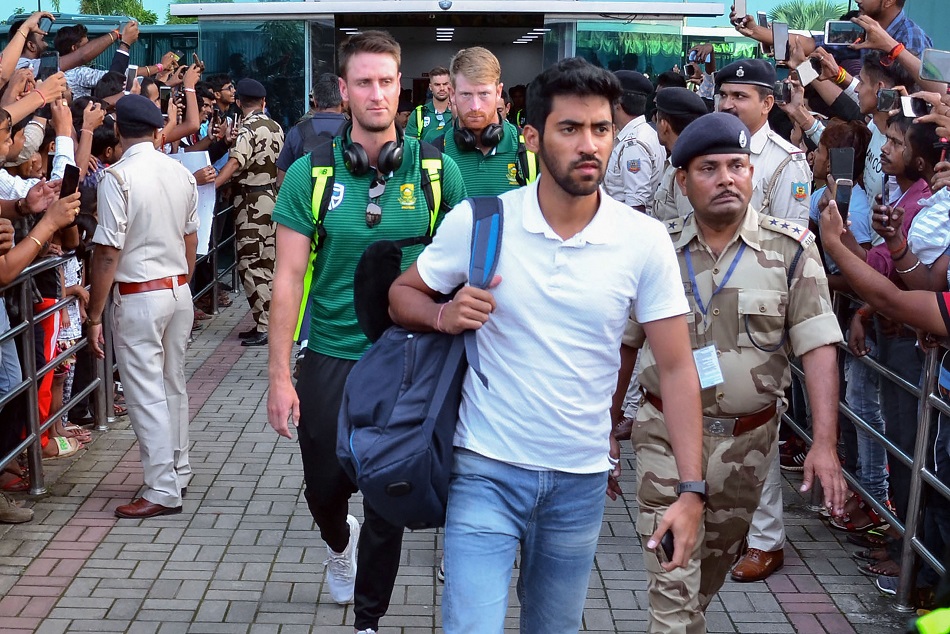 India vs South Africa : तीसरे टेस्ट से पहले रांची पहुंची साउथ अफ्रीका टीम को होटल में आई परेशानी