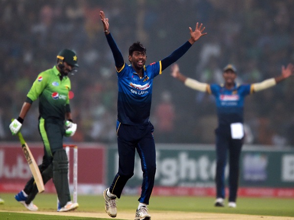 श्रीलंका के सामने पूरे 20 ओवर नहीं खेल पाया पाकिस्‍तान