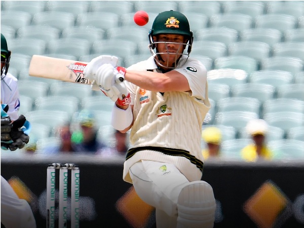 पिंक बॉल से बनाया वार्नर ने रिकॉर्ड