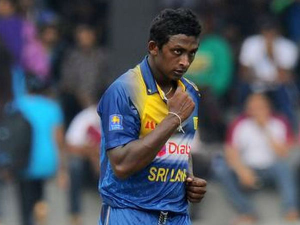 अजंता मेंडिस को पीछे छोड़ बनें नंबर 1