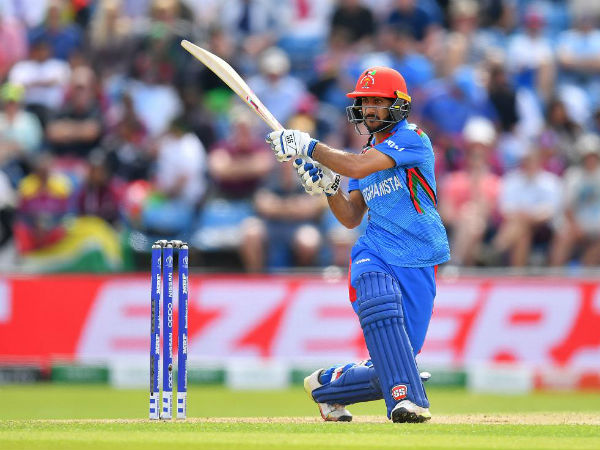 अलिखिल ने दिखाया आक्रामक अंदाज