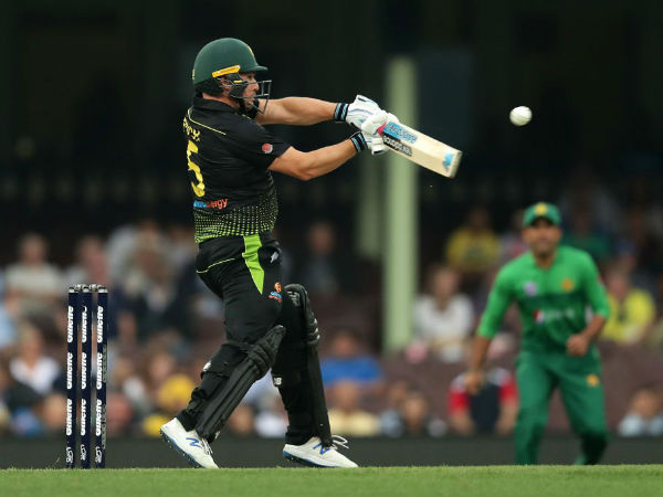 फिंच की पारी पर फिरी बारिश, हार से बचा पाकिस्तान