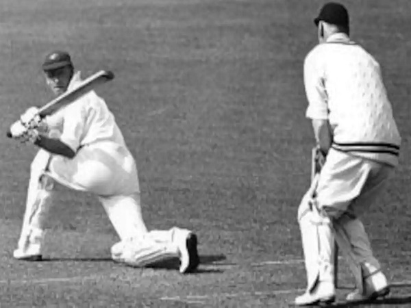 ऐसे बनाया शतक 