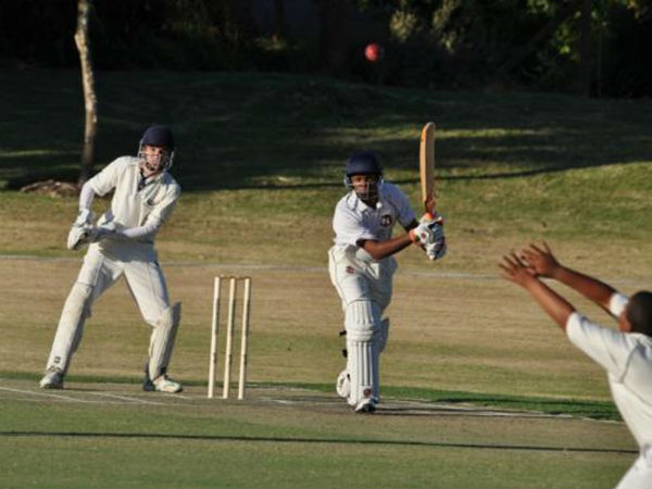 मीत मायरेकर ने ठोंके 134 गेंदों में 338 रन