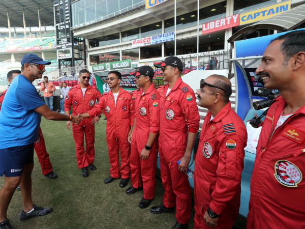 पंत और शास्त्री ने की पायलटों से मुलाकात