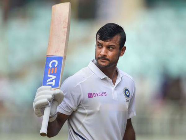 मयंक ने ब्रैडमैन को छोड़ा पीछे