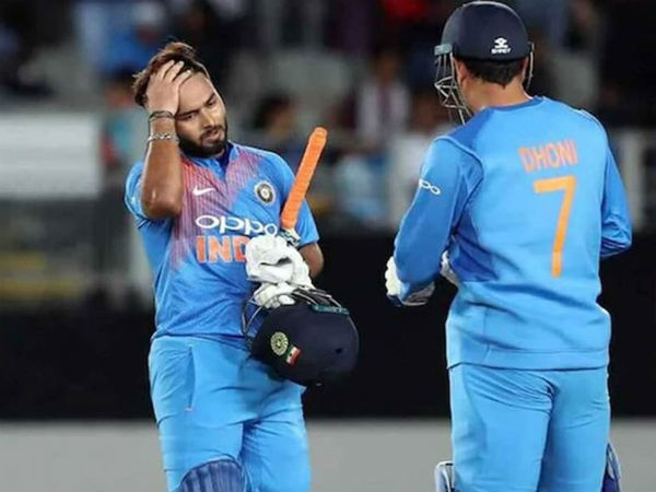 ऋषभ पंत की तुलना धोनी से करना बंद हो