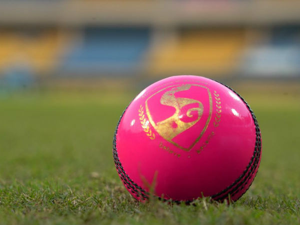 पिंक बॉल से मिलेगी जबरदस्त रिवर्स स्विंग