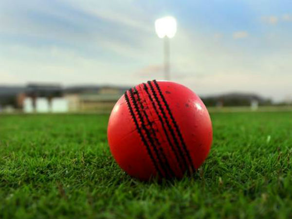 'ब्लैक सीम से गेंद देखने में बल्लेबाजों को होगी मुश्किल