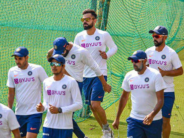 ऑस्ट्रेलिया नहीं भारतीय टीम का करना चाहिये फॉलो