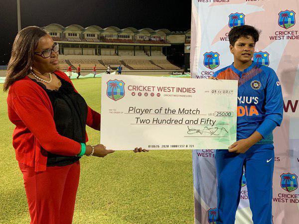 शेफाली का तूफानी अंदाज जारी, लगाया दूसरा अर्धशतक