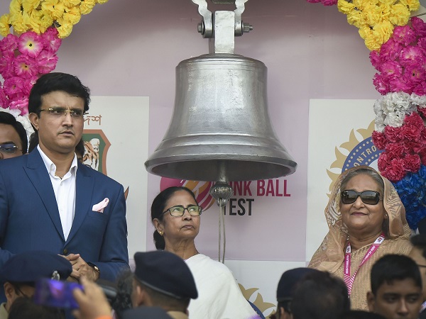 खेश हसीना रहीं खास मेहमान