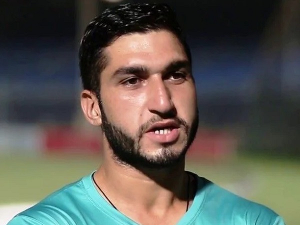 बल्ले से भी दिखाते हैं कमाल