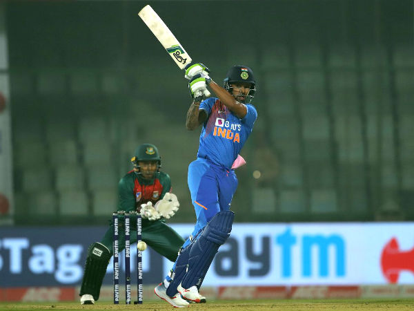 वाशिंगटन सुंदर- क्रुणाल पांड्या ने बचाई लाज, आखिरी 2 ओवर में जोड़े 30 रन