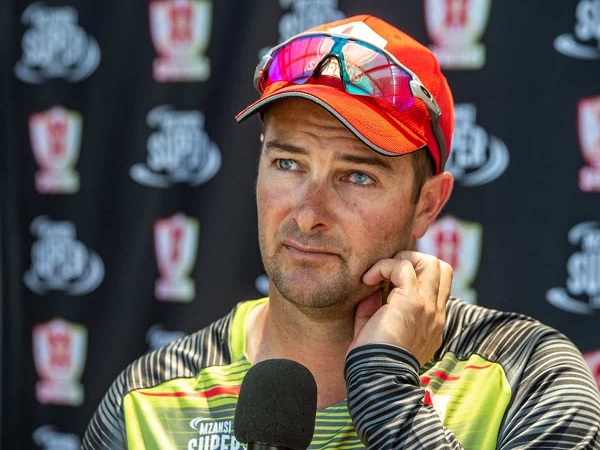 पूर्व क्रिकेटरों को बड़ी भूमिका देने की रणनीति पर द. अफ्रीका