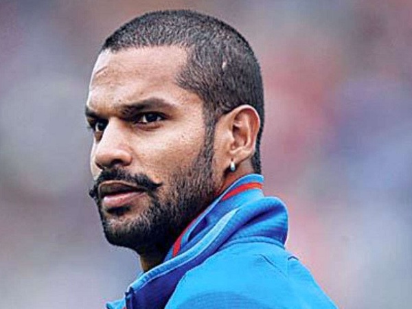 विकेटकीपर बनना चाहते थे धवन