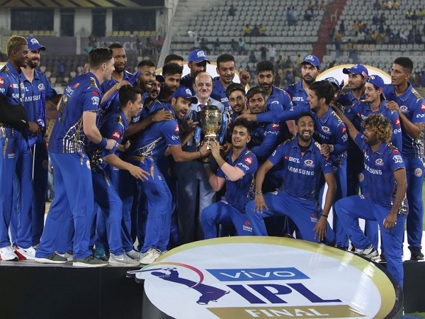 आइए जानें किस टीम के पास कितना पैसा बचा है-