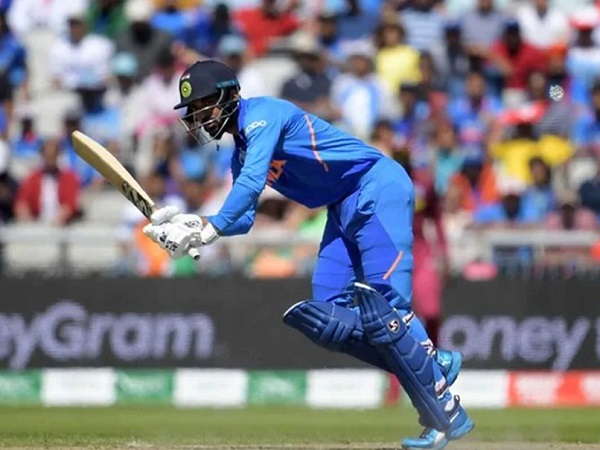 लगातार दूसरा अर्धशतक