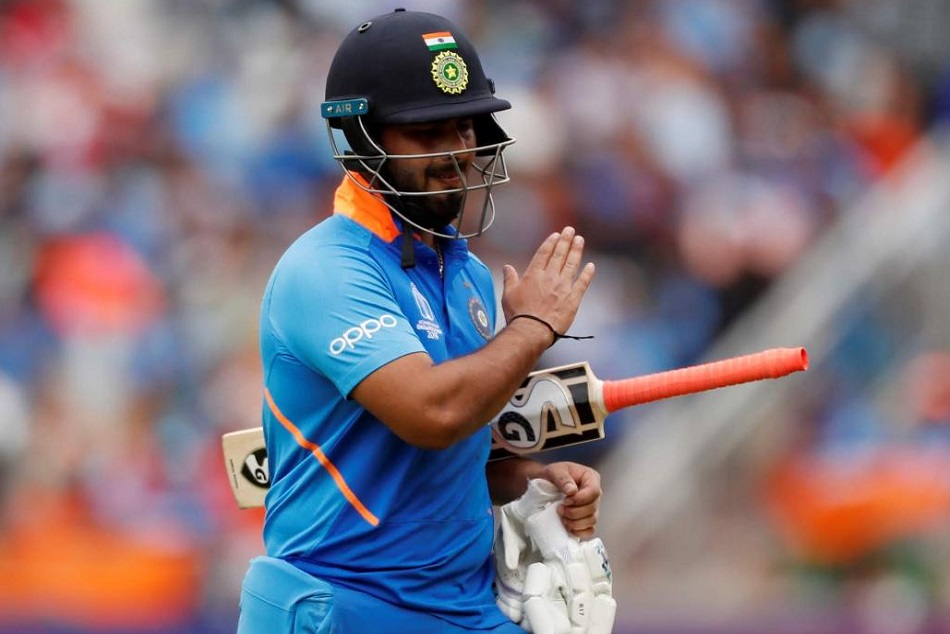 'ऋषभ-ऋषभ' नाम से पूरा स्टेडियम गूंज उठा, लेकिन पंत अगली ही गेंद पर हो गए ढेर, देखें वीडियो