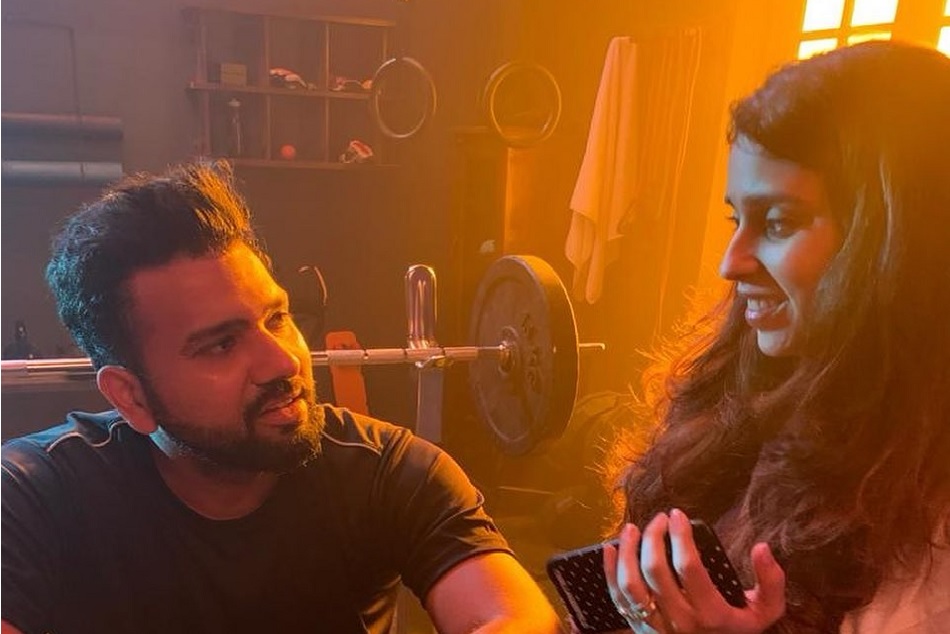 'ऑलराउंडर' पत्नी रितिका की तारीफ में रोहित शर्मा ने पोस्ट की नई तस्वीर