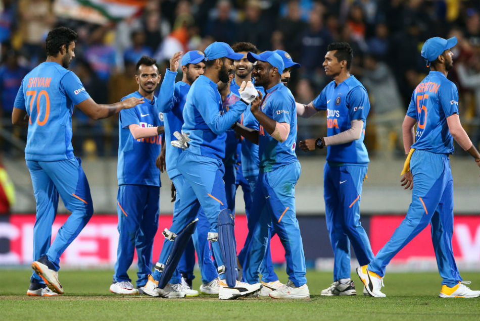 IND vs NZ: सुपरओवर में फिर फ्लॉप हुई कीवी टीम, जानें कैसा था वेलिंगटन में हर गेंद पर रोमांच