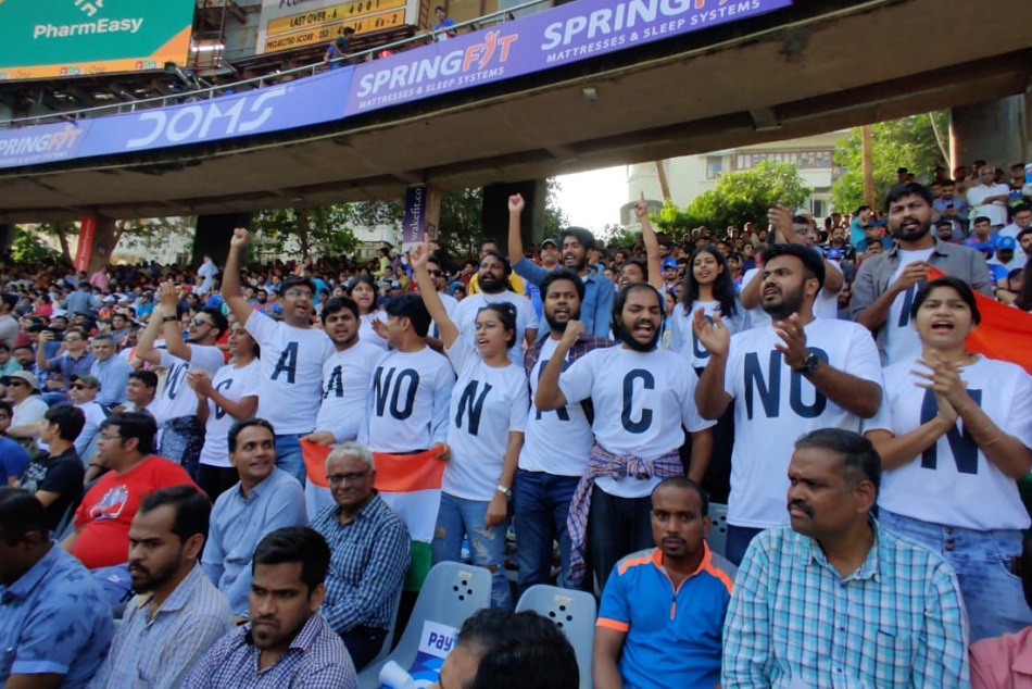 'नो NPR और नो NRC', भारत-ऑस्ट्रेलिया मैच के दाैरान लगे नारे, देखें वीडियो