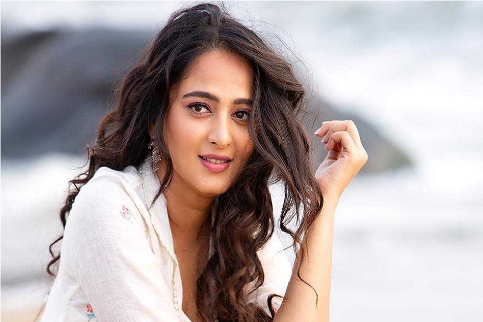 भारतीय क्रिकेटर से शादी पर आखिरकार अनुष्का शेट्टी ने तोड़ी अपनी चुप्पी