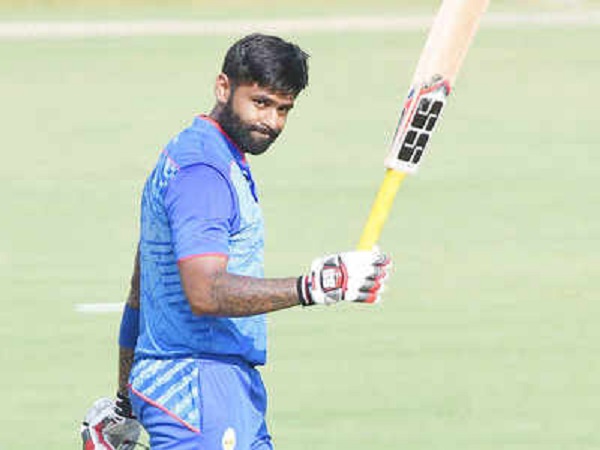 बरसा रहे हैं रन