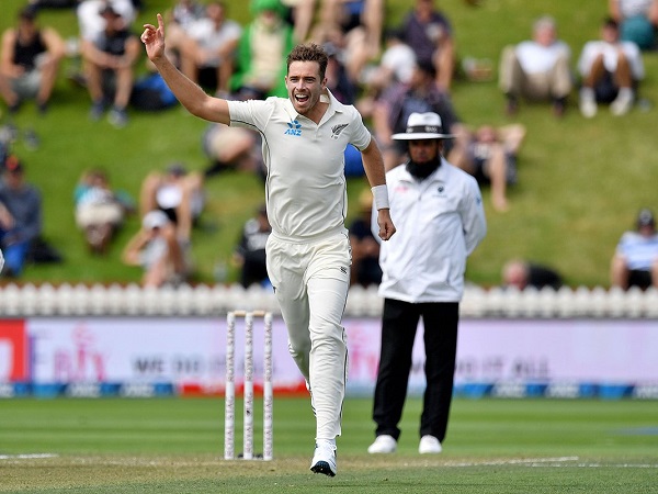 वनडे में बनाया 6 बार शिकार