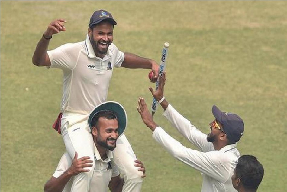 मुकेश कुमार: टैक्सी ड्राइवर का बेटा जिसने 13 साल बाद बंगाल को फाइनल में पहुंचाया