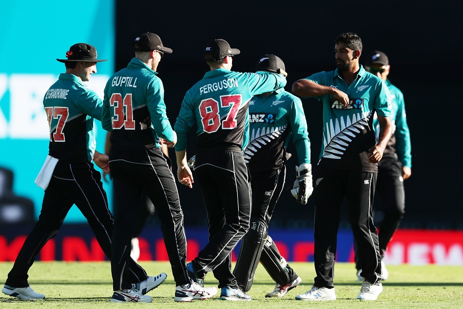 Coronavirus: स्टार कीवी तेज गेंदबाज को गले में खराश, टीम से किया अलग-थलग