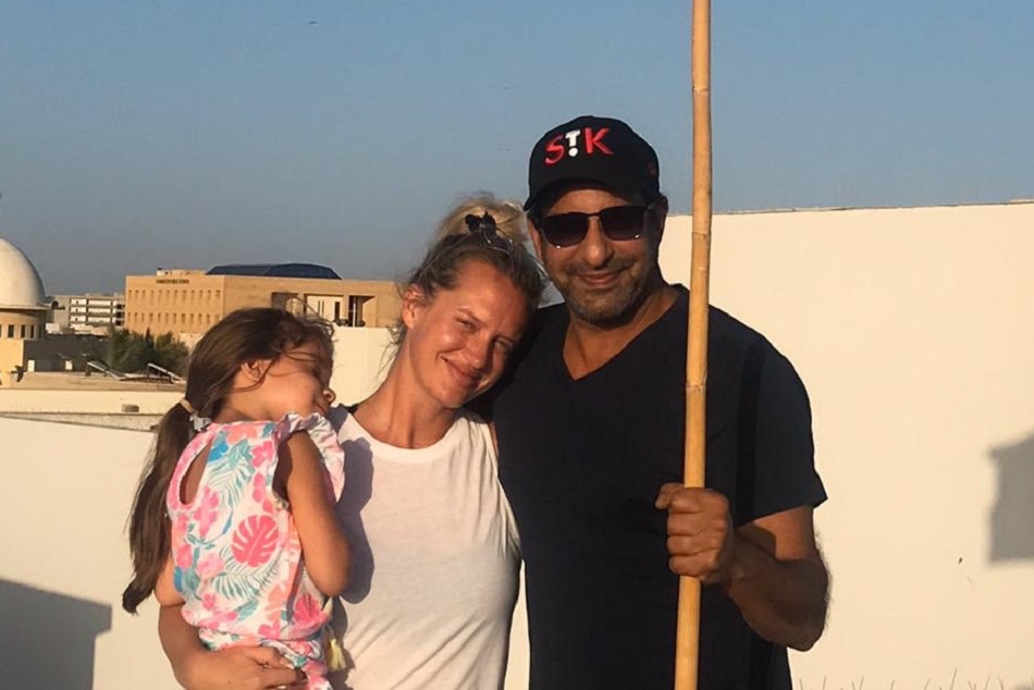 डॉक्टरों व मेडिकल स्टाफ को सलाम करते हुए वसीम अकरम ने किया ट्वीट