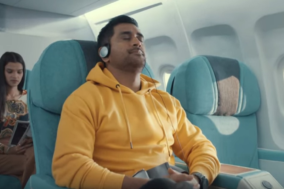 सीट बेल्ट बांध लीजिए सर..., IPL शुरू होने से पहले दिखा धोनी का 'कूल' अंदाज