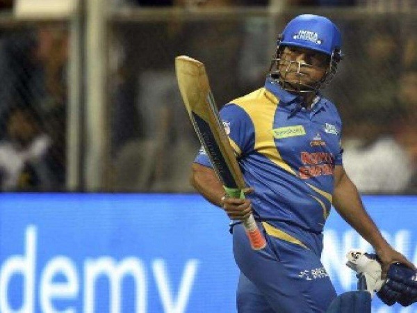 लगे सचिन के नारे