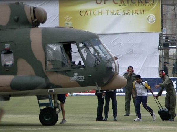 दो गोलियां हो गईं थी आर-पार