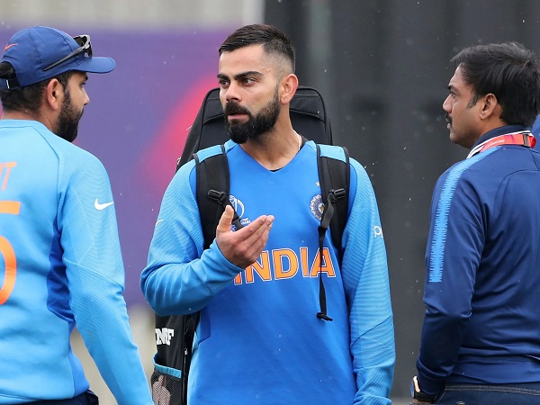 कोहली की कप्तानी की तारीफ की