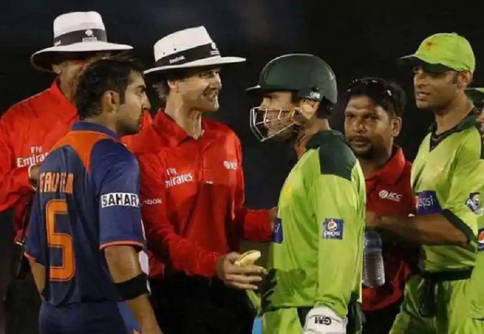 'यह सब गलतफहमी के चलते हुआ': दो भारतीय क्रिकेटरों से झगड़े पर बोले कामरान अकमल