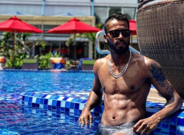 हार्दिक पांड्या की कमाई-