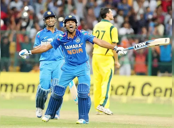 3. ऑस्ट्रेलिया के खिलाफ 2013 में हिटमैन के 141 रन