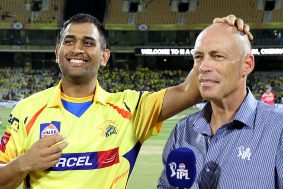 पूर्व कीवी गेंदबाज ने बताया कप्तानी में रोहित-कोहली से बेहतर क्यों हैं धोनी