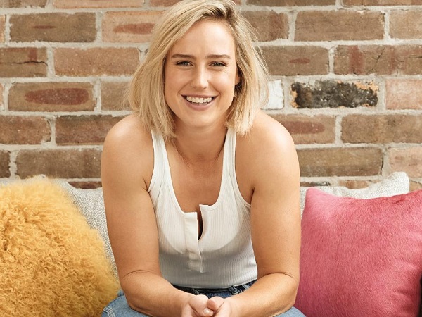 खूबसूरत महिला क्रिकेटर्स में से एक हैं पैरी