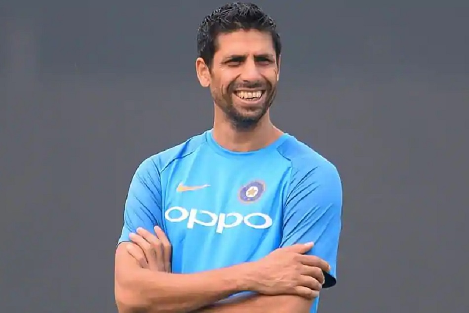 धोनी या रोहित, आशीष नेहरा ने बताया काैन है IPL का महान कप्तान