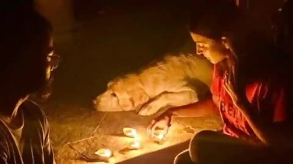 9Baje9Minute: पीएम मोदी की अपील पर कोहली, सचिन समेत दिग्गज खिलाड़ियों ने जलाये दिये