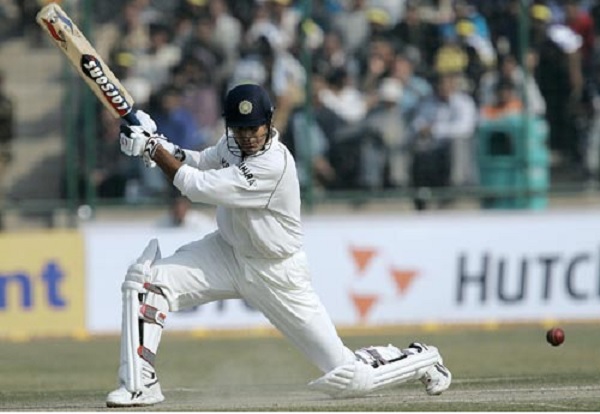 पठान ने आग का मुकाबला आग से करने का फैसला किया-