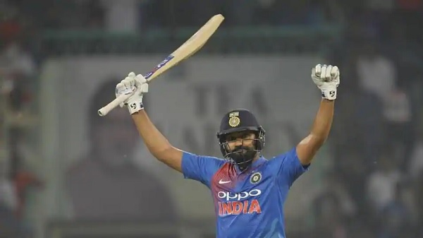 जब आउट हुए तो भी काफी गेंदें बाकी थी-