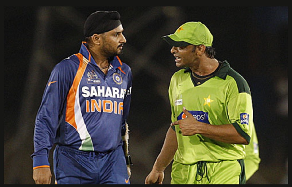 अख्तर ने कहा- मैच के बाद गुस्से में हरभजन से लड़ने होटल के कमरे में गया, फिर हुआ ये