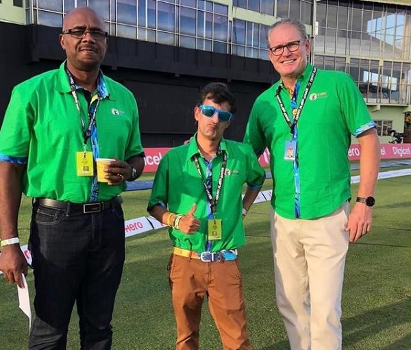 'बाबर आजम की बल्लेबाजी पर एक नजर डालें'