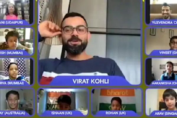 सोशल मीडिया पर मनोरंजन कर रहे क्रिकेटर-